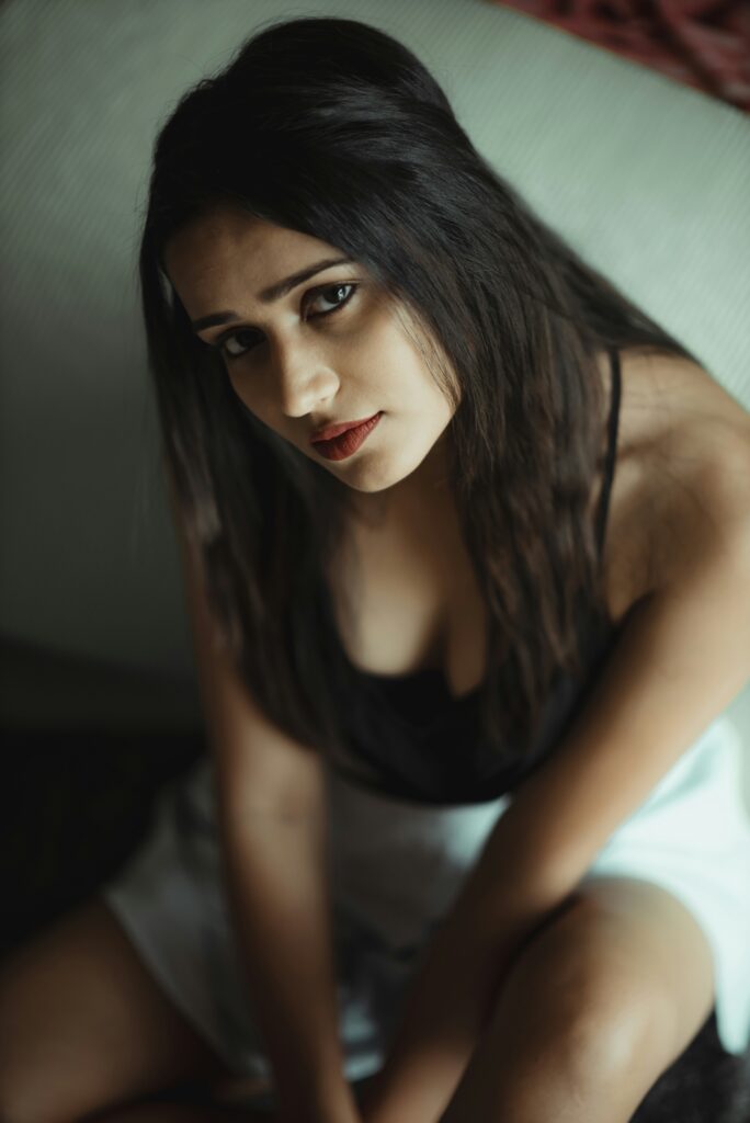 call girls service in Pune